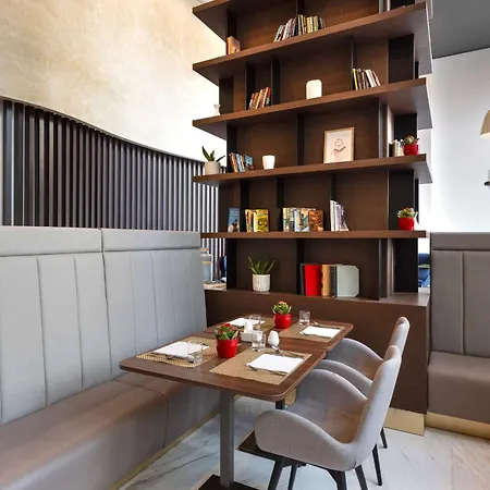 Nh Collection Center Hotel 4*