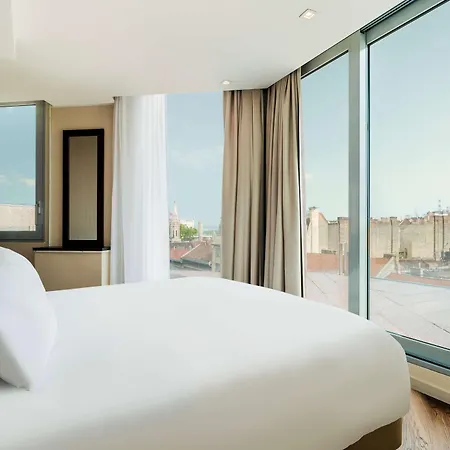 Nh Collection Center Hotell 4*