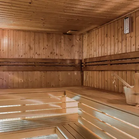 Nh Collection Center Hotel