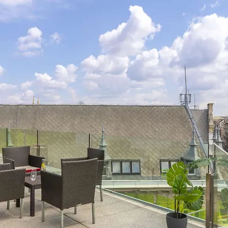 Hotel Nh Collection Center