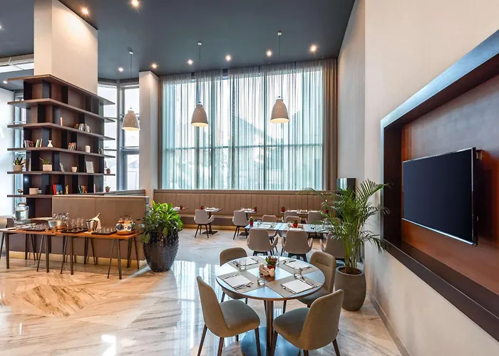 Nh Collection Center Будапешт