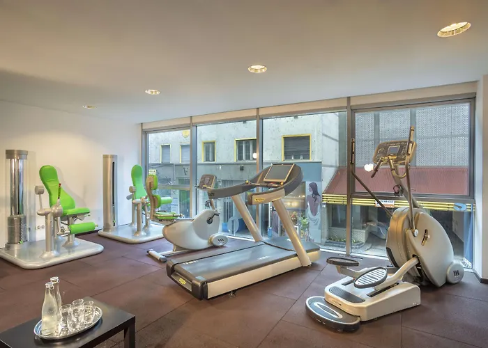 Отель Nh Collection Center