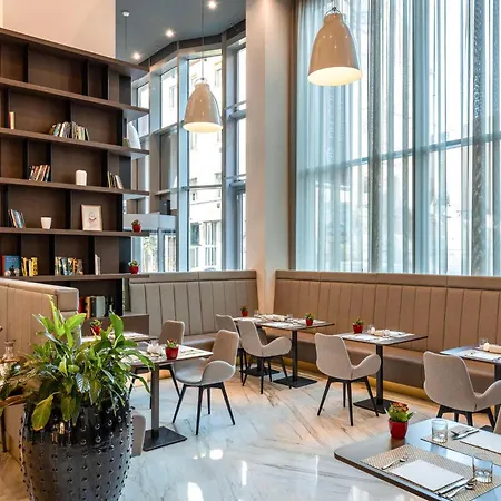 Hotel Nh Collection Center Budapest