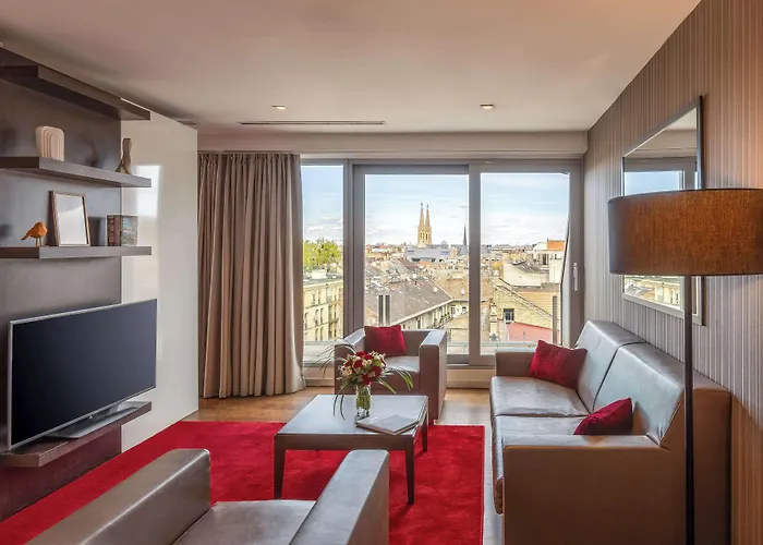 Hotell Nh Collection Center 4*